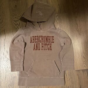 Abercrombie & Fitch Tan short sleeve hoodie